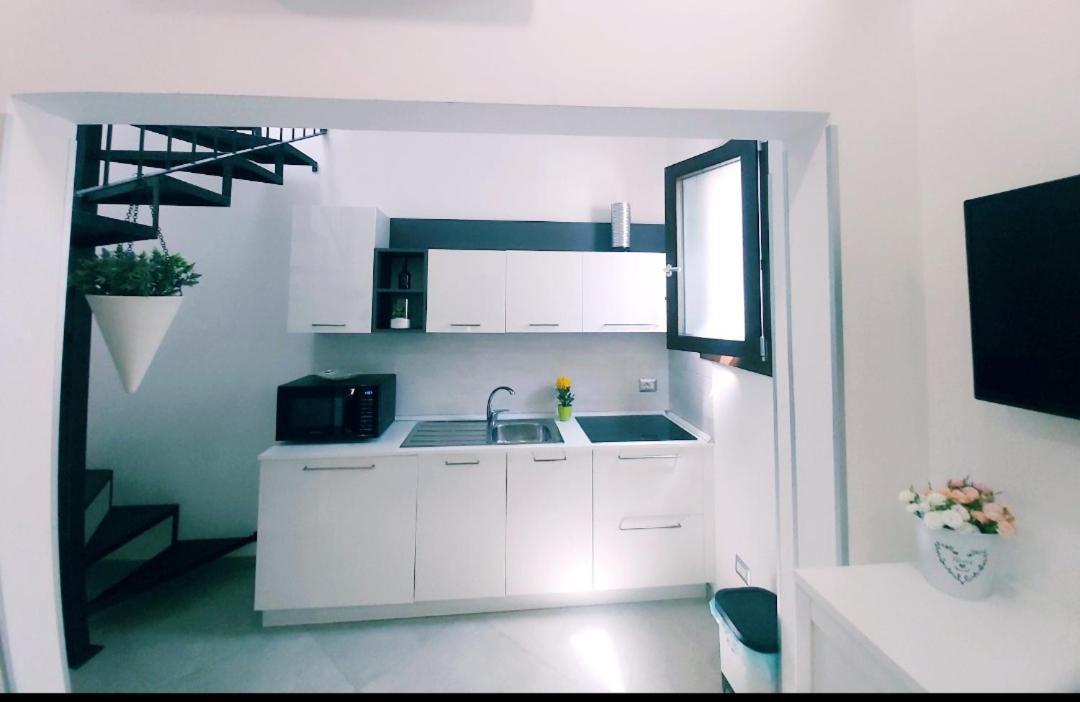 Dimora Asmara 11 15 Apartment Brindisi Exterior foto