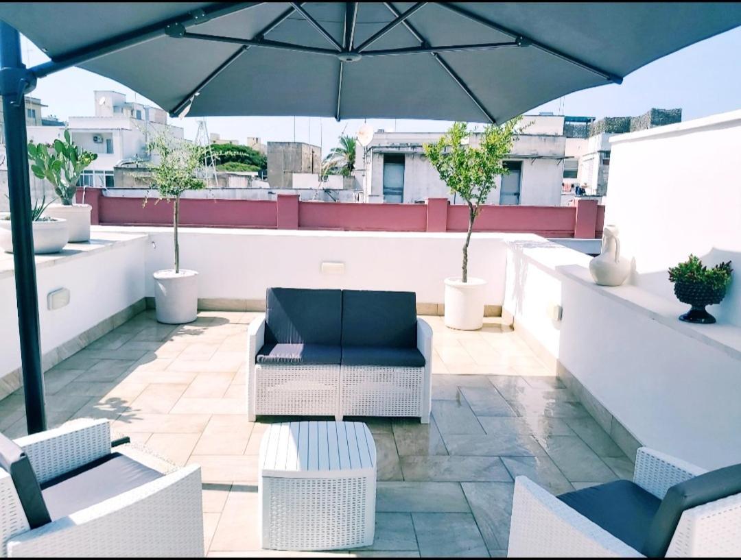 Dimora Asmara 11 15 Apartment Brindisi Exterior foto