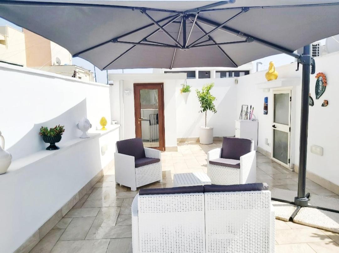 Dimora Asmara 11 15 Apartment Brindisi Exterior foto