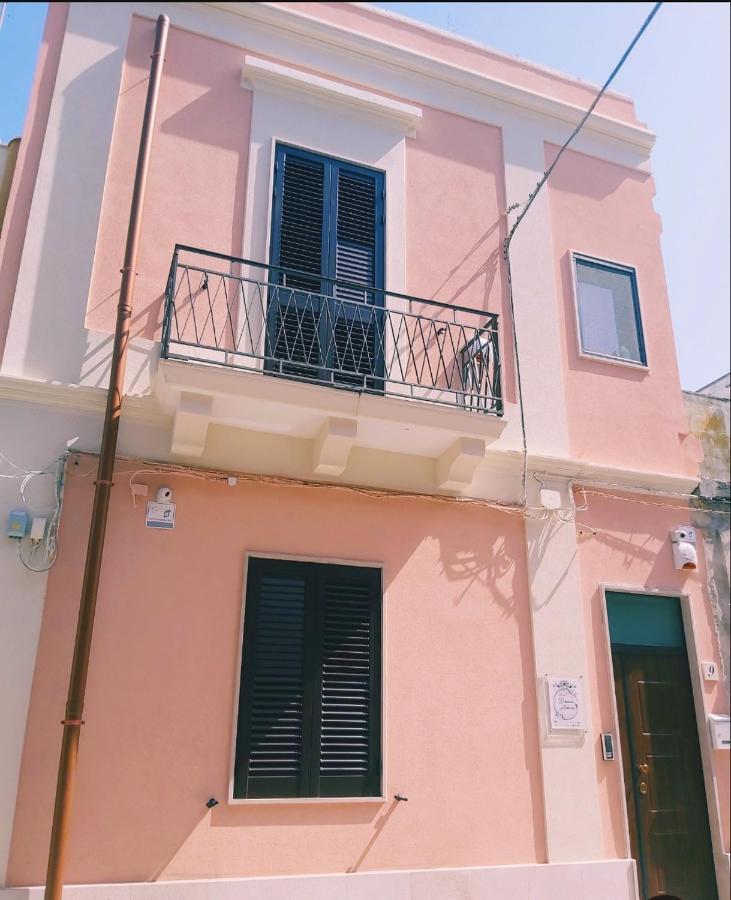 Dimora Asmara 11 15 Apartment Brindisi Exterior foto
